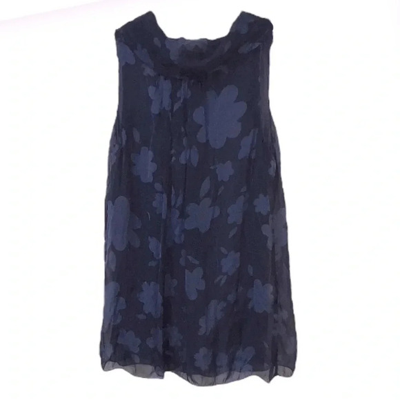 Blue Relaxed Sleeveless Blouse - Picture 2 of 4